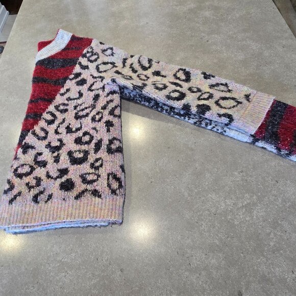 TNGT Women's Multi-Designs/Colors Long Sleeves Sweater - Size S/P - Picture 13 of 13